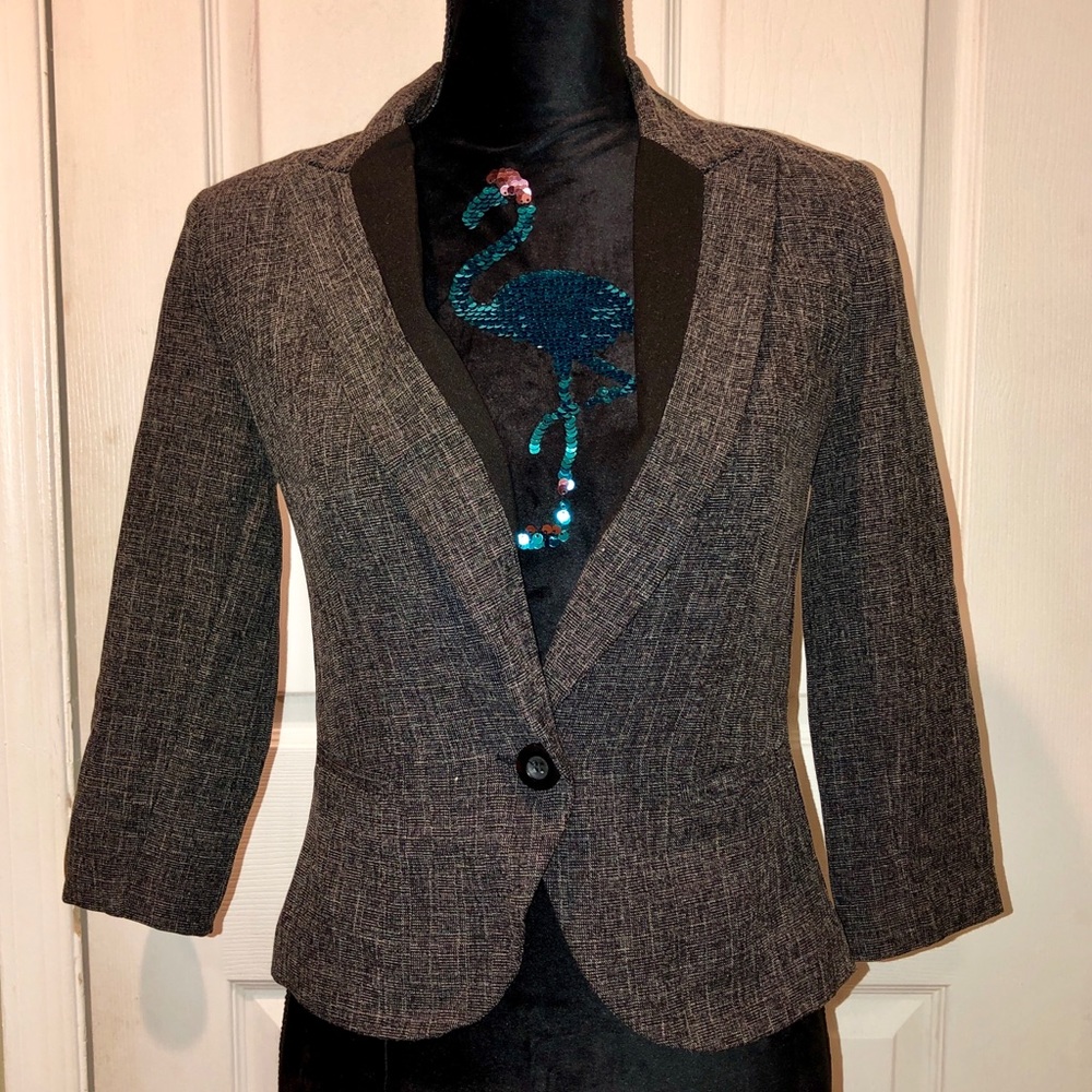 IZ Byer 3/4 Sleeved Grey Blazer suit jacket NWOT